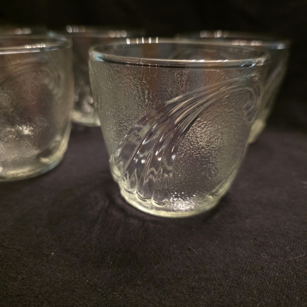 Vintage Anchor Hocking Low Ball Glasses. Set Of 6 With Wave Pattern. UV reaxtive